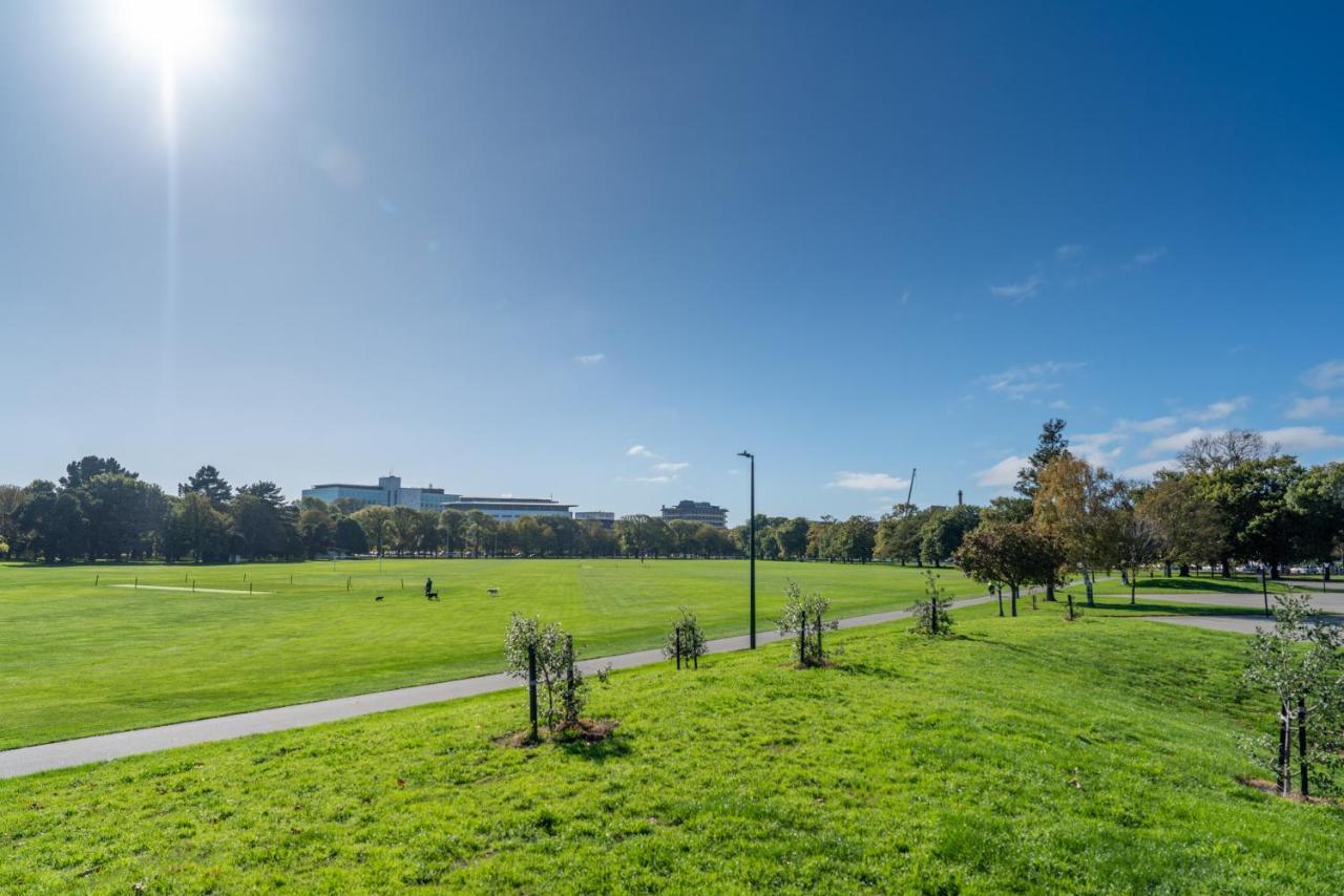 Апартаменти King Bed On Hagley Park Corner In The Cbd Крайстчерч Екстер'єр фото